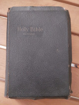 Holly Bible